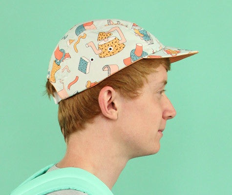 Tea Party Vintage Style Brim Camper